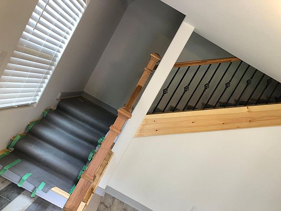5th image of 101 Lyndee Ln Unit B