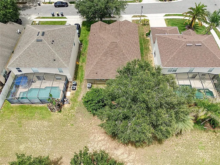 265 Jocelyn Dr — Photo 34
