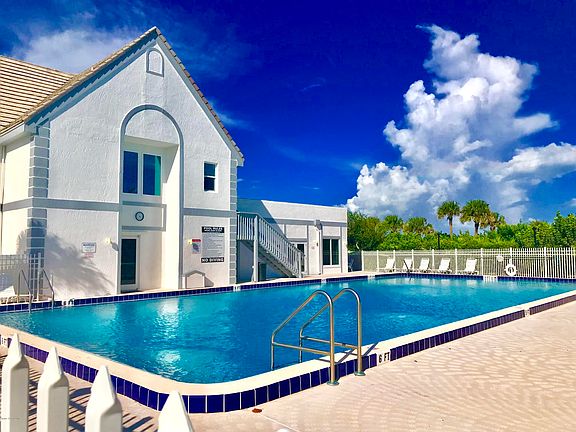 3rd image of 342 Beach Park Ln #342