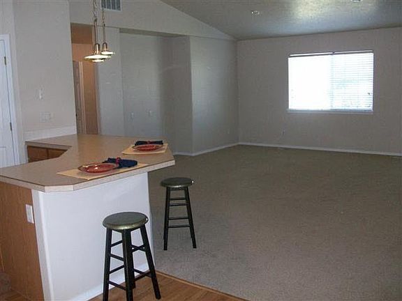 3rd image of 1373 Park Meadows Dr