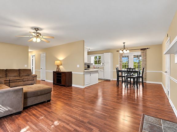 4th image of 4325 Pennant Ct
