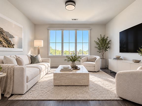 2nd image of 1501 Montgomery St #215
