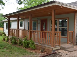 406 S 4th St, Grandview, TX 76050