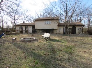 1354 Deer Ln, Kirbyville, MO 65679