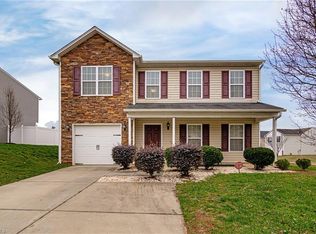 848 Bitting Hall Cir, Rural Hall, NC 27045