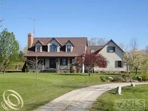 4358 Ketchum - front.jpg