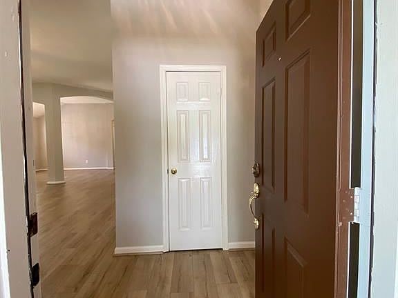 3rd image of 7131 Brockington Dr