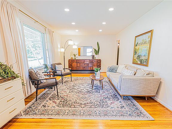 3rd image of 60 Alaimo Dr