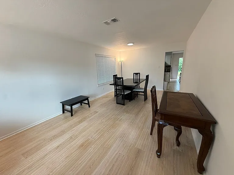2722 Springstone Dr — Photo 11