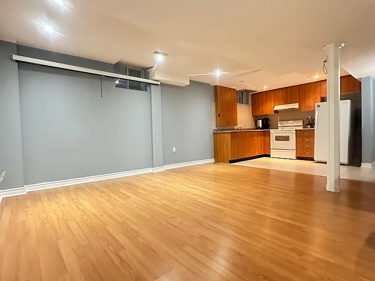 84 Forecastle Rd #BASEMENT — Photo 10