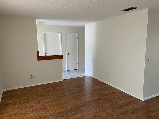 14799 Hanna Rd — Photo 7
