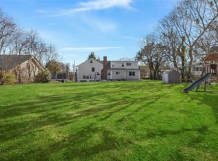 70 Stratton Rd, Scarsdale, NY 10583