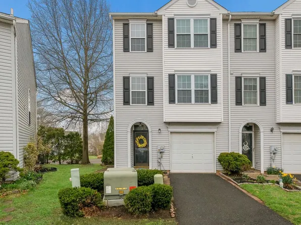 125 Catherine St #5, Telford, PA 18969