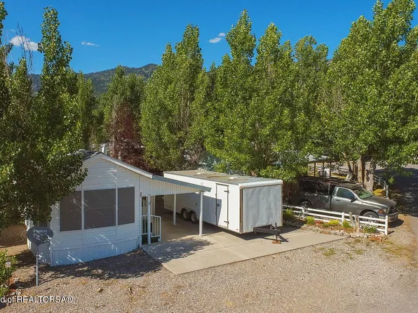 30 Stagecoach Ln, Thayne, WY 83127