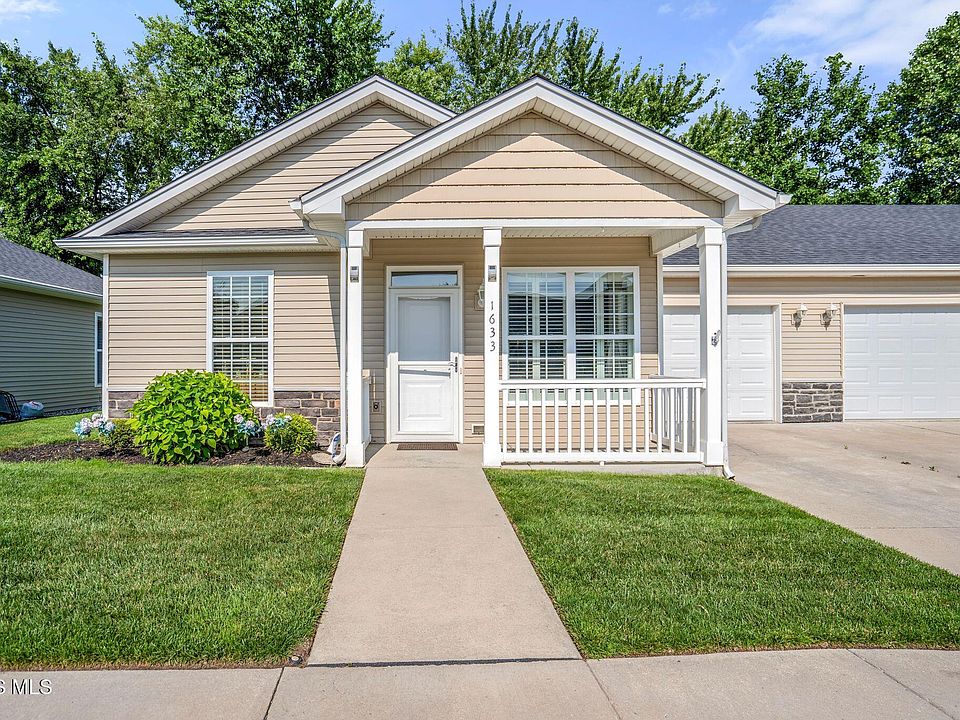 1st image of 1633 Brooklynn Park