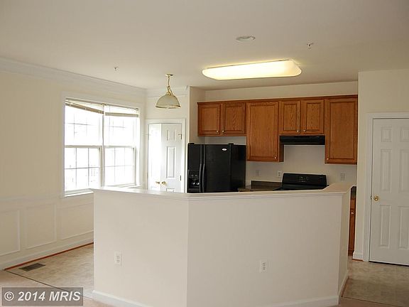 2nd image of 13537 Davinci Ln #76
