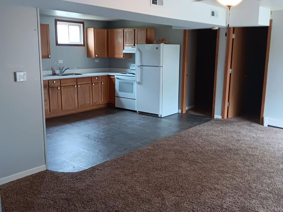 1st image of 617 S Daysville Rd #3