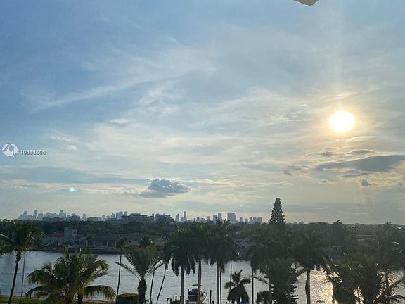 4th image of 5161 Collins Ave APT 709