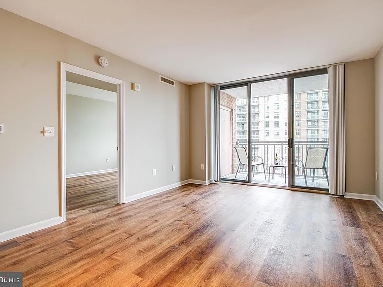11710 Old Georgetown Rd #925 — Photo 4