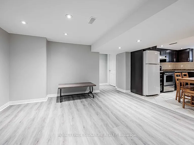 87 Watson St #BASEMENT — Photo 8