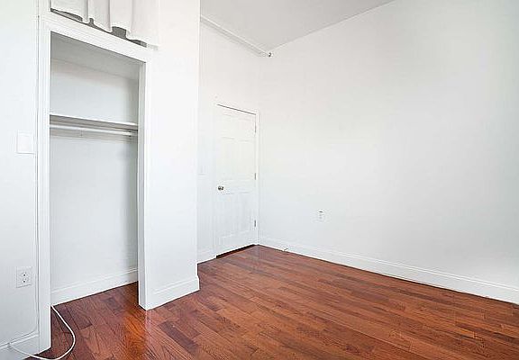 4th image of 332 E 109th St #3