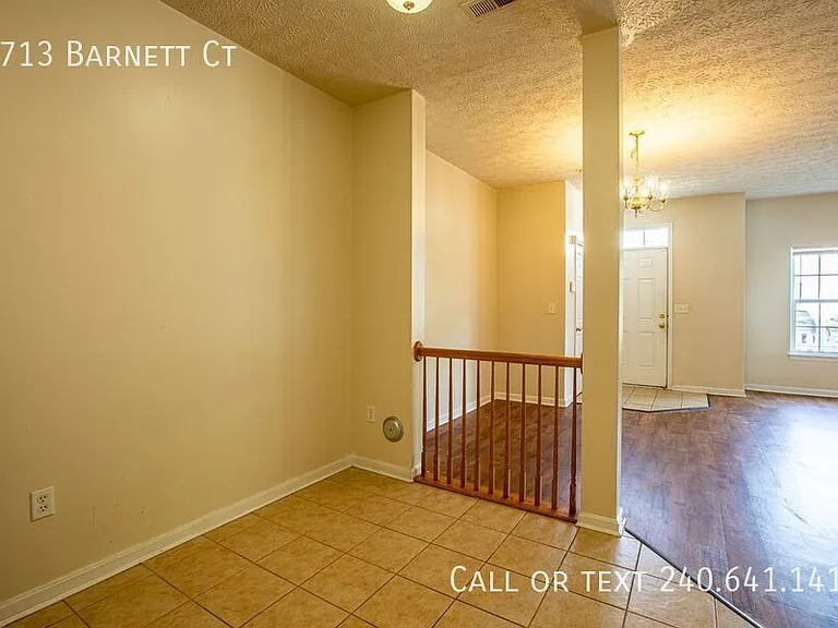 1713 Barnett Ct — Photo 12