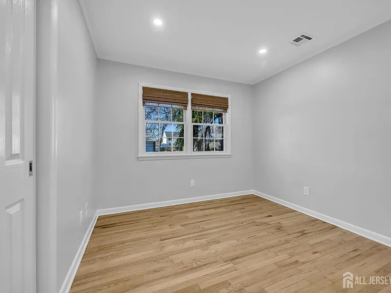 1430 Kearney Dr — Photo 23