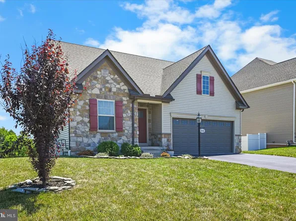 316 Hollyhock Dr, Manchester, PA 17345