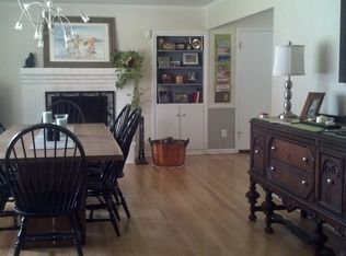 2964 Pickwick Dr, Columbus, OH 43221