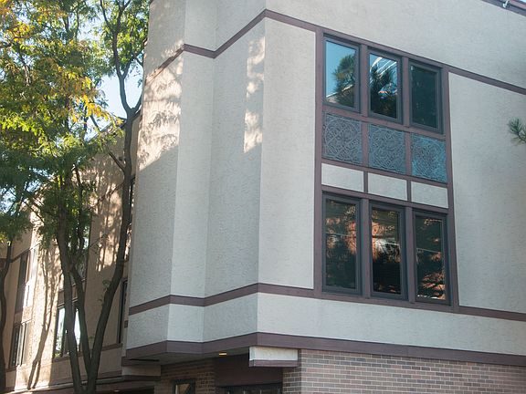 2nd image of 425 S Oak Park Ave APT A