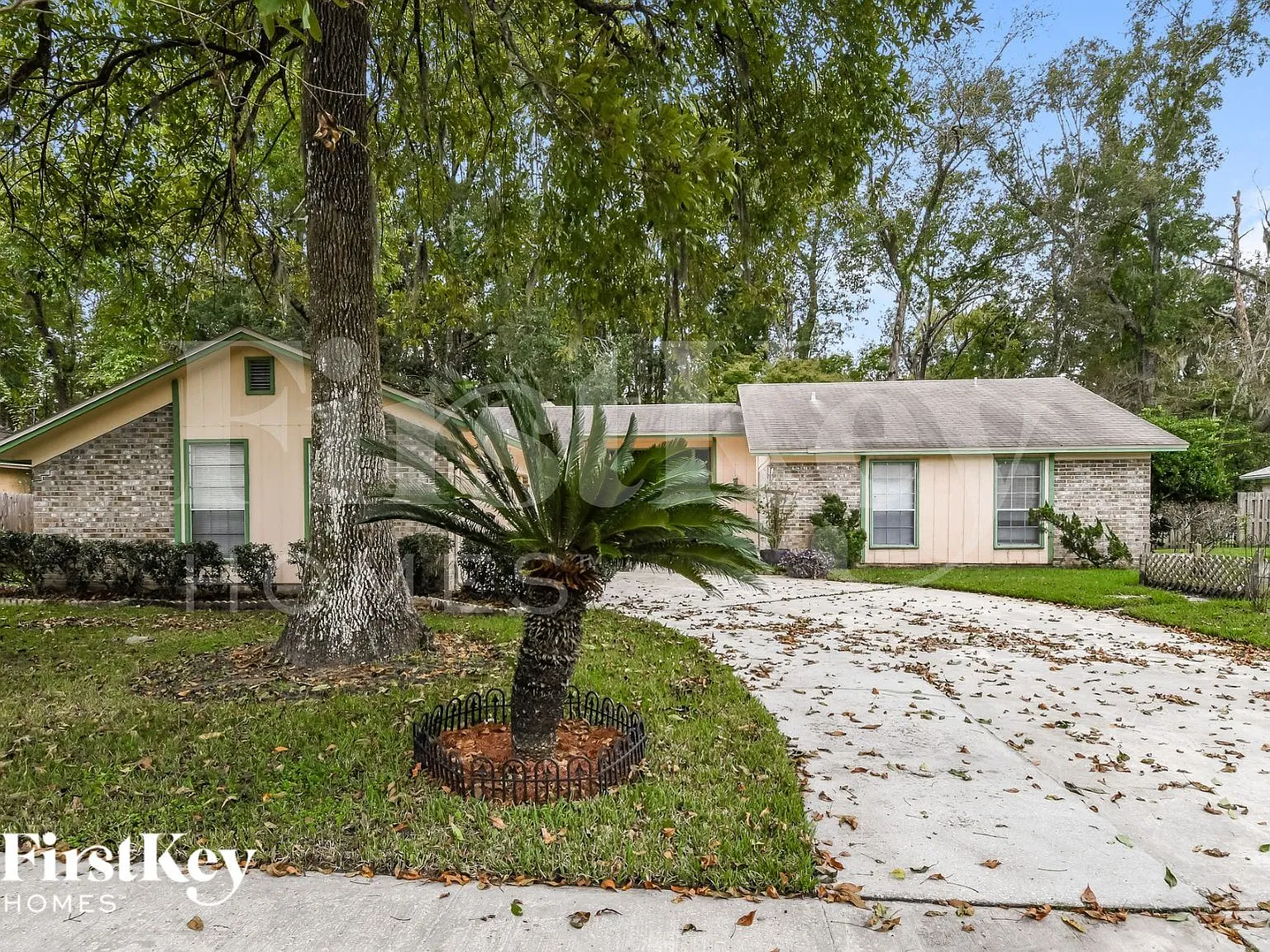 3 bed, 2.0 bath, 1804 sqft, $2,300 — Photo 1