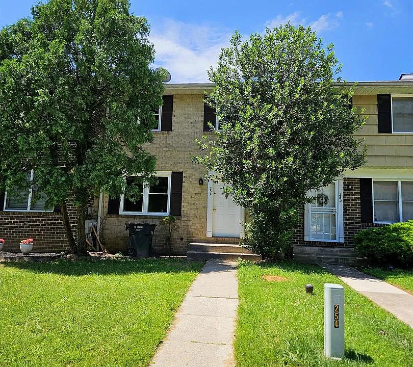 254 Cedarmere Cir