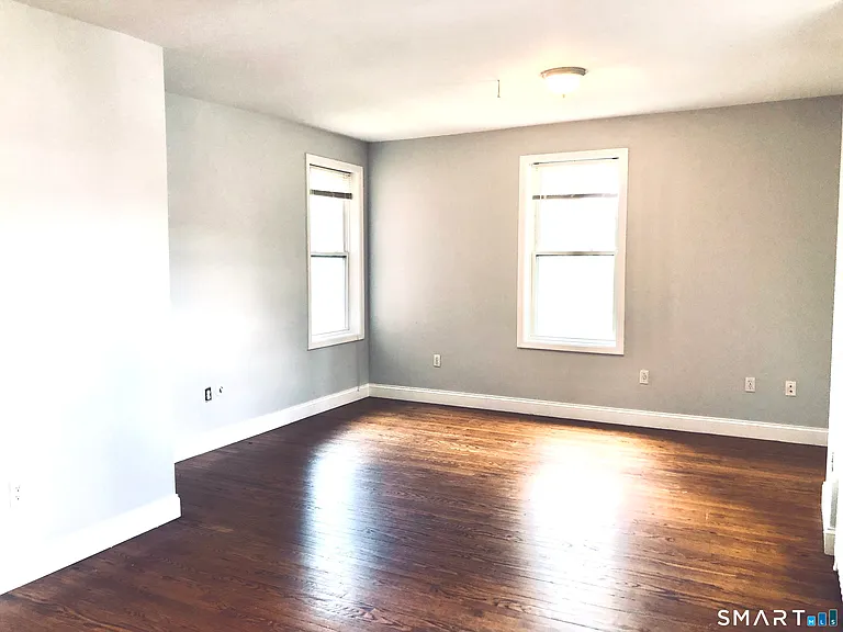 20 Hoyt St #4 — Photo 6