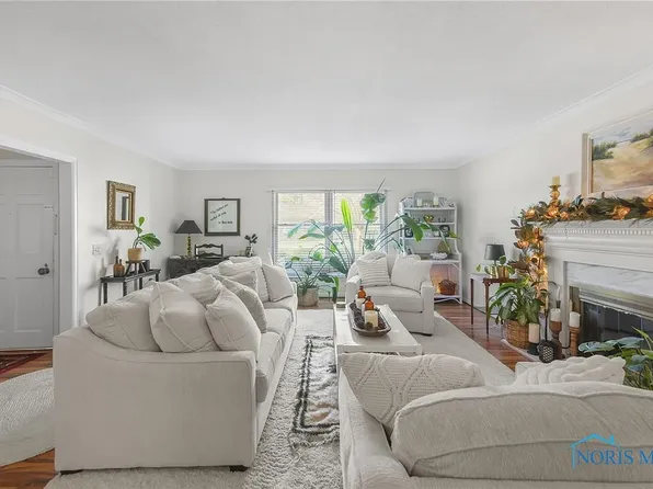 2032 Whitehall Rd #2020, Toledo, OH 43606