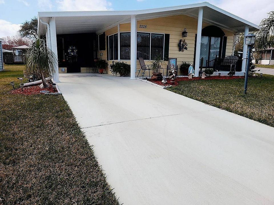 1st image of 2228 Mariposa Ave