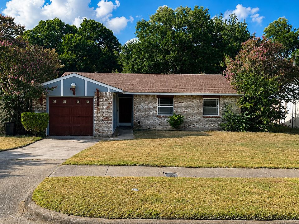 1st image of 731 Holliday Ln