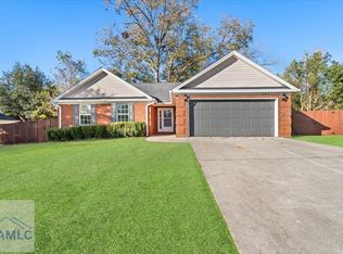 406 Auburn Rd, Glennville, GA 30427