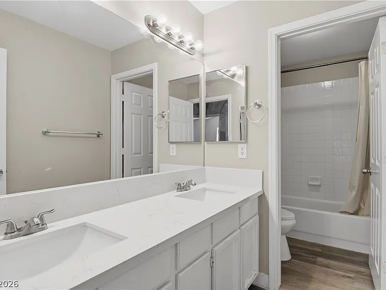 3121 Siena Cir — Photo 16