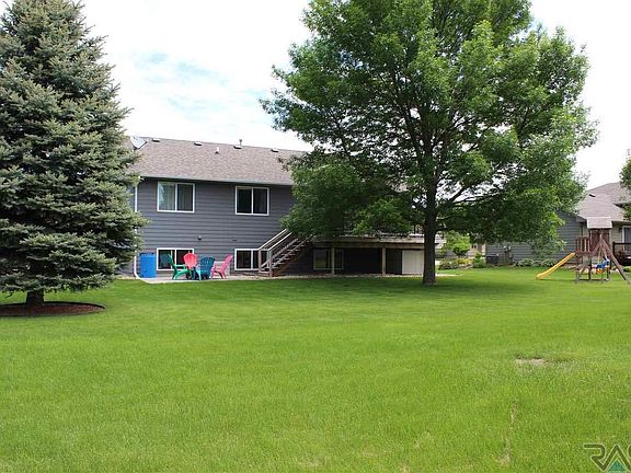 3rd image of 5701 S Chuck Dr