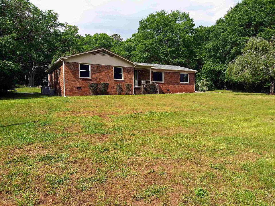 615 Dairy Rd, Spartanburg, SC 29307 Zillow