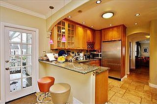 3rd image of 601 Pacheco St