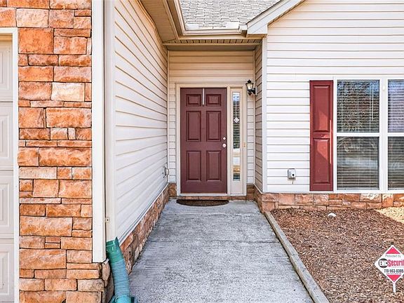 2nd image of 1412 Silvergate Way