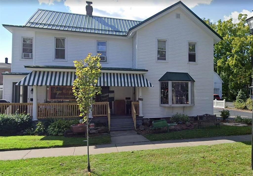 7 W Church St, Fairport, NY 14450 Zillow