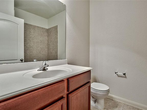 5th image of 2313 Sablewood Dr