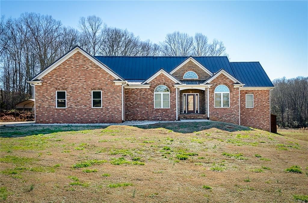 751 Stewart Gin Rd, Liberty, SC 29657 Zillow