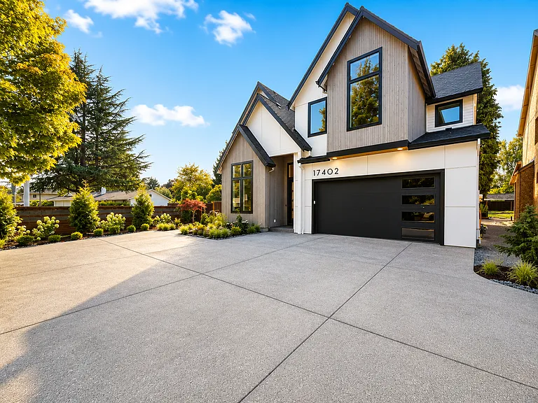 17402 NW Lonerock Dr — Photo 2