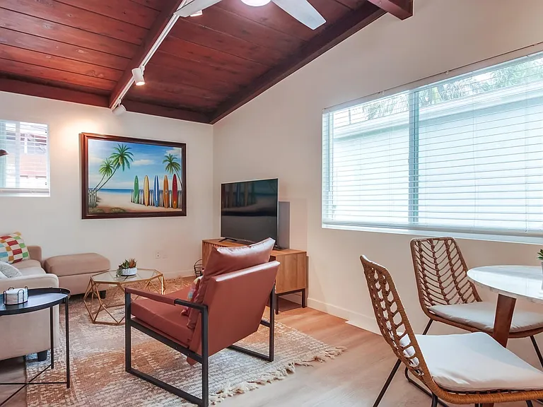 922 Palm Ave #922 — Photo 39