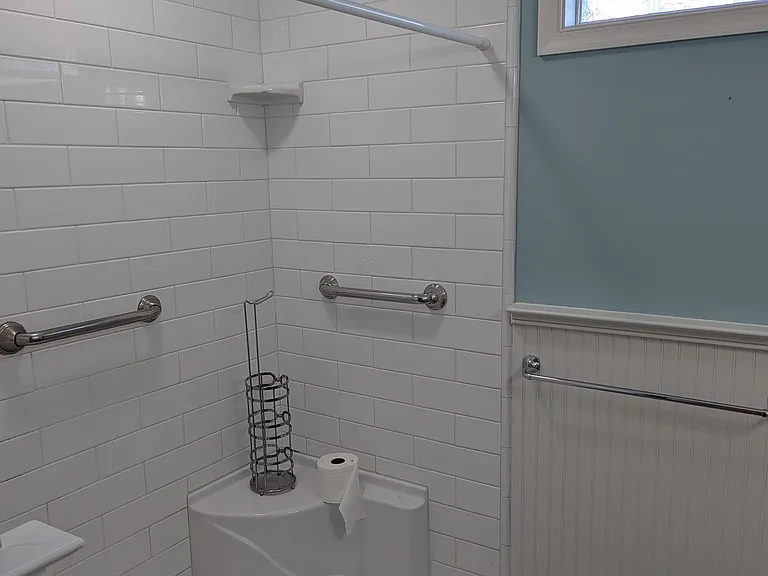 726 Marshall Ave — Photo 10