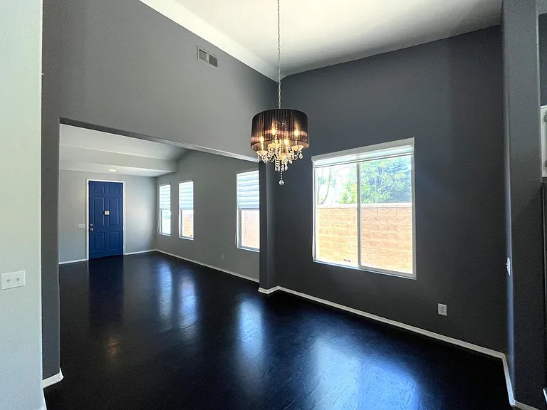 511 Shasta Dr — Photo 13