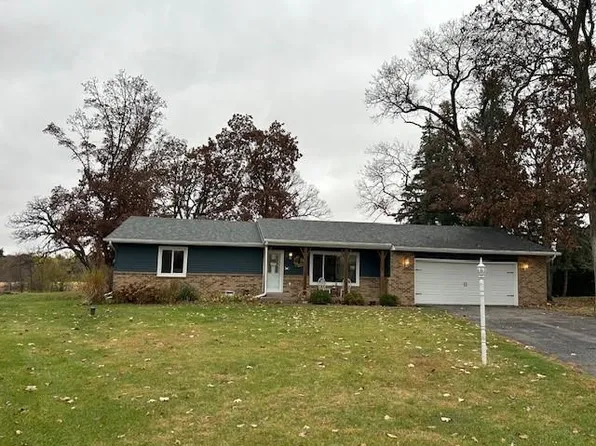 3541 Tanbark Trl, Rockford, IL 61102
